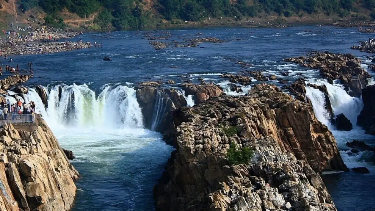 Dhuandhar-Falls-in-Uttar-Pradesh