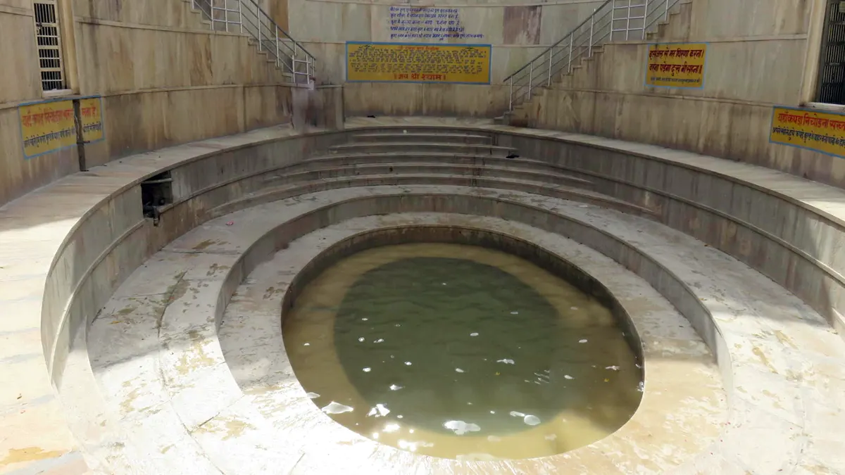 khatu shyam ji temple rajasthan snan kund