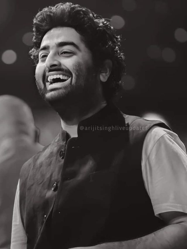Arijit's simple look